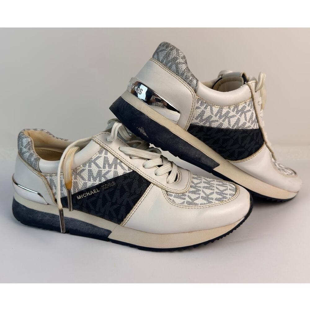 Michael Kors MK Logo White Navy Lace Up Low Top Sneakers Women’s Size 6.5M